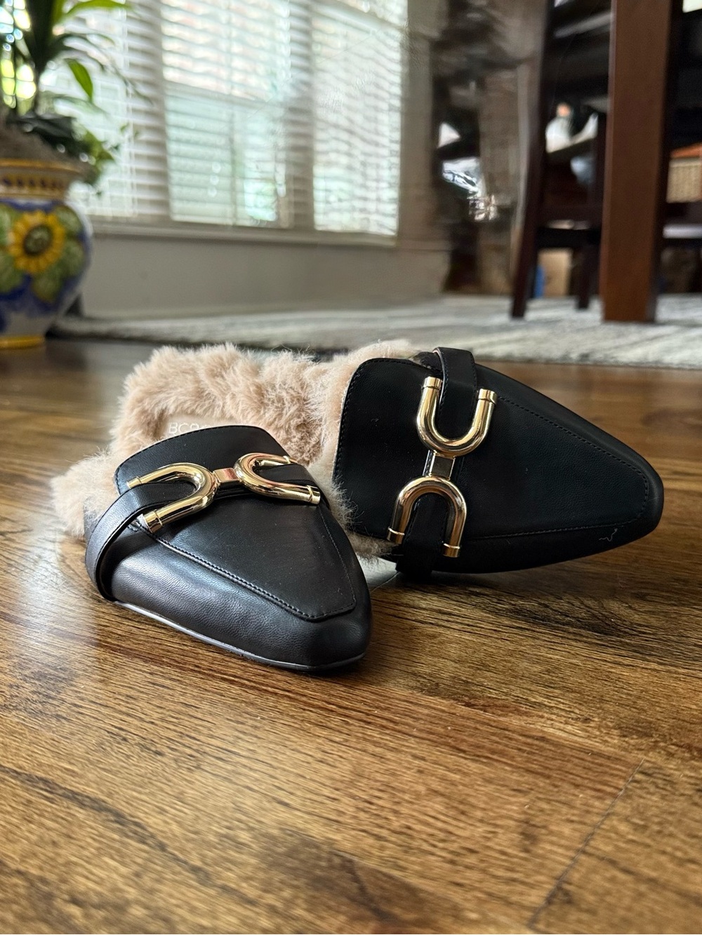 BCBGeneration Tara-2 Cozy Bit Faux Fur Mules 🖤